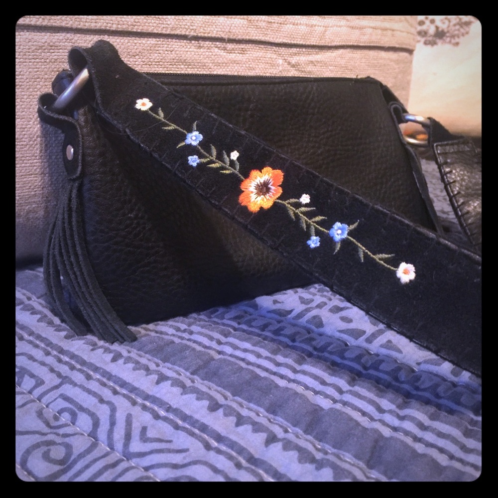 Adorable black Rampage purse